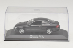 Mercedes CLK W208 Noir Minichamps 1:43 B66961946 Métal — image 5 sur 5