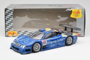 Mercedes CLK GTR #12 Original Teile FIA GT 1999 Maisto 1:18 56036 Métal — image 7 sur 7