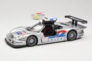 Mercedes CLK LM GT1 #1 AMG Mercedes K. Ludwig / R. Zonta FIA GT Championship 1998 Maisto 1:18 56053 Métal — image 2 sur 8