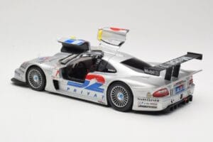 Mercedes CLK LM GT1 #1 AMG Mercedes K. Ludwig / R. Zonta FIA GT Championship 1998 Maisto 1:18 56053 Métal — image 5 sur 8
