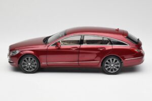 Mercedes CLS Shooting Brake X218 Thulite Rouge Norev 1:18 B66960116 Métal — image 4 sur 8