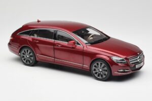 Mercedes CLS Shooting Brake X218 Thulite Rouge Norev 1:18 B66960116 Métal — image 6 sur 8