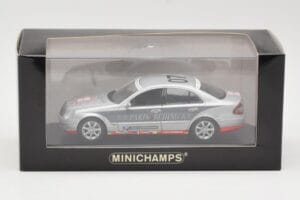 Mercedes E-Class W211 #7 Team AutoBild Paris-Beijing 2006 Replacement Box Minichamps 1:43 MB001 Métal — image 4 sur 4