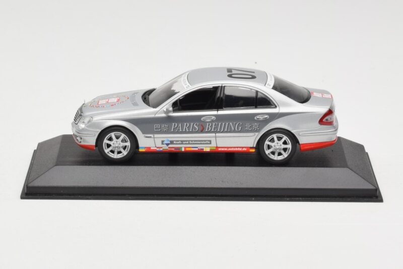 Mercedes E-Class W211 #7 Team AutoBild Paris-Beijing 2006 Replacement Box Minichamps 1:43 MB001 Métal