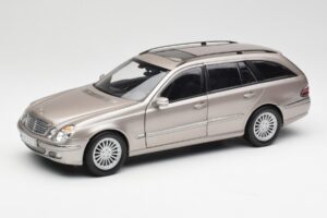 Mercedes E320 CDI W210 Break Cubanite Argent Kyosho 1:18 B66962188 Métal