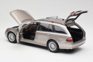 Mercedes E320 CDI W210 Break Cubanite Argent Kyosho 1:18 B66962188 Métal — image 5 sur 8