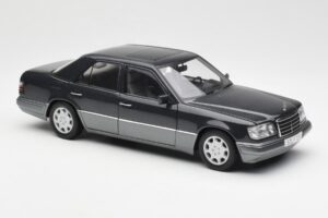 Mercedes E320 W124 Nautik Bleu Métallique Dealer Edition AUTOart 1:18 B66040508 Métal — image 6 sur 8