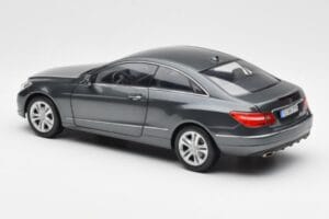 Mercedes E500 C207 Coupe Tenoric Gris Norev 1:18 183540 Métal — image 7 sur 8