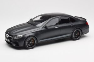 Mercedes AMG E63 S W213 Edition 1 Night Noir GT Spirit 1:18 B66963111 Résine