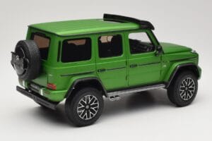 Mercedes G 63 AMG 4x4 Squared Green Hell Magno Almost Real 1:18 820821 Métal — image 3 sur 8
