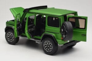 Mercedes G 63 AMG 4x4 Squared Green Hell Magno Almost Real 1:18 820821 Métal — image 5 sur 8
