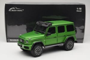 Mercedes G 63 AMG 4x4 Squared Green Hell Magno Almost Real 1:18 820821 Métal — image 8 sur 8