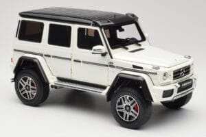 Mercedes G 63 AMG 4x4 Squared Polar White Almost Real 1:18 820203 Métal — image 6 sur 8