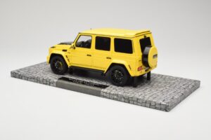 Mercedes Brabus 850 6.0 Widestar G63 W463 Electric Beam Yellow Minichamps 1:18 107032402 Métal — image 5 sur 6