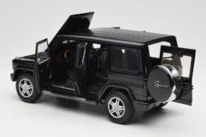 Mercedes G-Class G 500 W463 Smaragd Black Metallic AUTOart 1:18 76101 Métal — image 5 sur 8