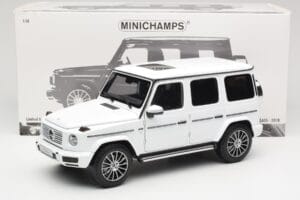 Mercedes G-Class G 500 W463A Diamond White Metallic Minichamps 1:18 113037111 Métal — image 8 sur 8