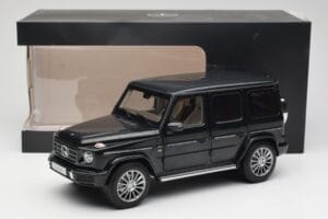 Mercedes G-Class G500 W463A Emerald Green Minichamps 1:18 B66960810 Métal — image 8 sur 8