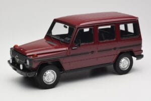 Mercedes G-Class W460 LWB Rouge Foncé Minichamps 1:18 155038102 Métal