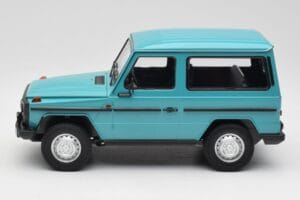 Mercedes G-Class W460 SWB Turquoise Minichamps 1:18 155038001 Métal — image 3 sur 6