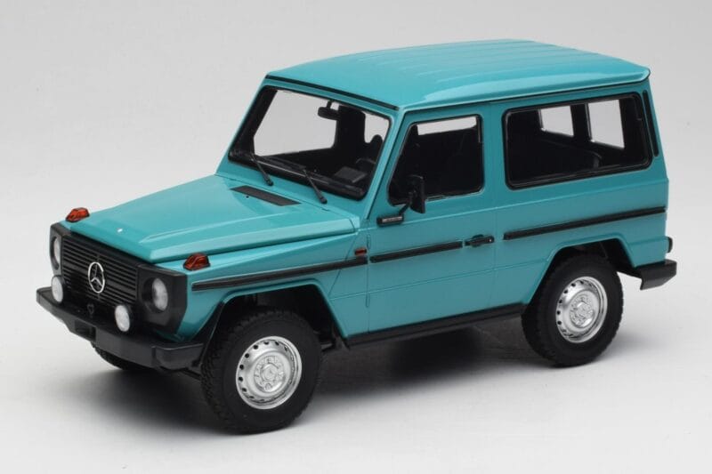 Mercedes G-Class W460 SWB Turquoise Minichamps 1:18 155038001 Métal
