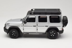 Mercedes G-Class W463 Iridium Silver Norev 1:18 183030 Métal — image 4 sur 8