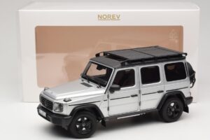 Mercedes G-Class W463 Iridium Silver Norev 1:18 183030 Métal — image 8 sur 8