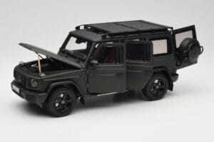 Mercedes G-Class W465 Olive Norev 1:18 B66960662 Métal — image 2 sur 8