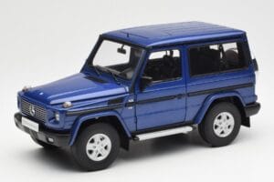 Mercedes G500 W463 SWB Bleu AUTOart 1:18 76114 Métal
