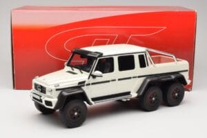 Mercedes AMG G63 6x6 W463 Blanc GT Spirit 1:18 GT100 Résine — image 6 sur 6