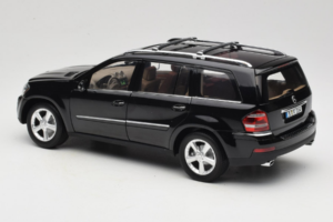 Mercedes GL X164 Obsidian Black Minichamps 1:18 B66962334 Métal — image 7 sur 8