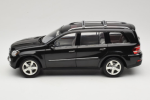 Mercedes GL X164 Period Brown Minichamps 1:18 B66962336 Métal — image 4 sur 8