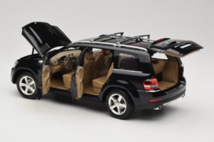 Mercedes GL X164 Tanzanite Blue Minichamps 1:18 B66962335 Métal — image 5 sur 8