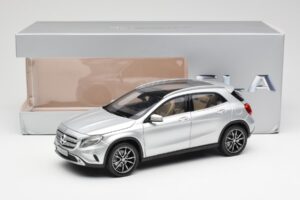 Mercedes GLA X156 Polar Argent Métallisé Norev 1:18 B66960267 Métal — image 8 sur 8