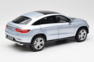Mercedes GLE Coupe C292 Diamond Argent Norev 1:18 B66960358 Métal — image 3 sur 8
