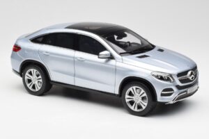 Mercedes GLE Coupe C292 Diamond Argent Norev 1:18 B66960358 Métal — image 6 sur 8