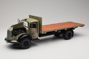 Mercedes L6600 Rungewagen Gris Noir Minichamps 1:18 109031050-R1 Métal — image 2 sur 9