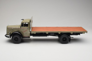 Mercedes L6600 Rungewagen Gris Noir Minichamps 1:18 109031050-R1 Métal — image 4 sur 9