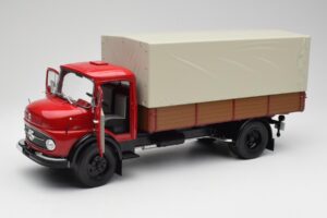 Mercedes L 911 Rouge Schuco 1:18 450016400 Métal — image 2 sur 8