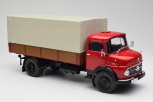 Mercedes L 911 Rouge Schuco 1:18 450016400 Métal — image 6 sur 8