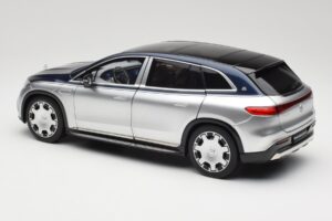Mercedes Maybach EQS 680 V297 Bleu NZG 1:18 1060/23 Métal — image 7 sur 8