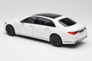 Mercedes Maybach S 680 X223 Diamond White Norev 1:18 B66960666 Métal — image 7 sur 8