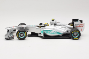 Mercedes MGP W02 #8 N. Rosberg Mercedes GP 2011 Minichamps 1:18 110110008 Métal — image 3 sur 7