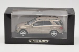 Mercedes ML W164 Cuivre Métallisé Minichamps 1:43 ML002 Métal — image 4 sur 4