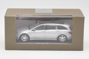 Mercedes R-Class W251 Iridium Silver Minichamps 1:43 B66962214 Métal — image 4 sur 4