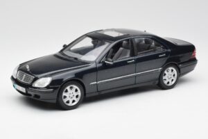 Mercedes S-Class W220 Bleu Maisto 1:18 56051 Métal