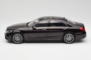 Mercedes S-Class W222 AMG Line Ruby Noir Metallic Norev 1:18 183483 Métal — image 4 sur 8