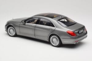 Mercedes S-Class W222 Grey Metallic Norev 1:18 183481 Métal — image 7 sur 8