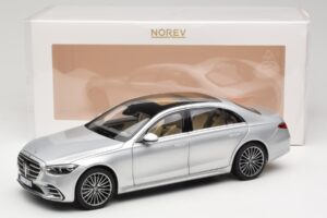 Mercedes S-Class W223 AMG Line Brilliant Silver Norev 1:18 183805 Métal — image 8 sur 8
