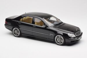 Mercedes AMG S65 W220 Noir Otto 1:18 OT846 Résine — image 4 sur 6