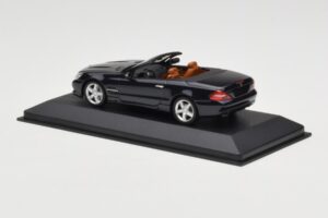 Mercedes SL R230 Noir Minichamps 1:43 B66961922 Métal — image 3 sur 4